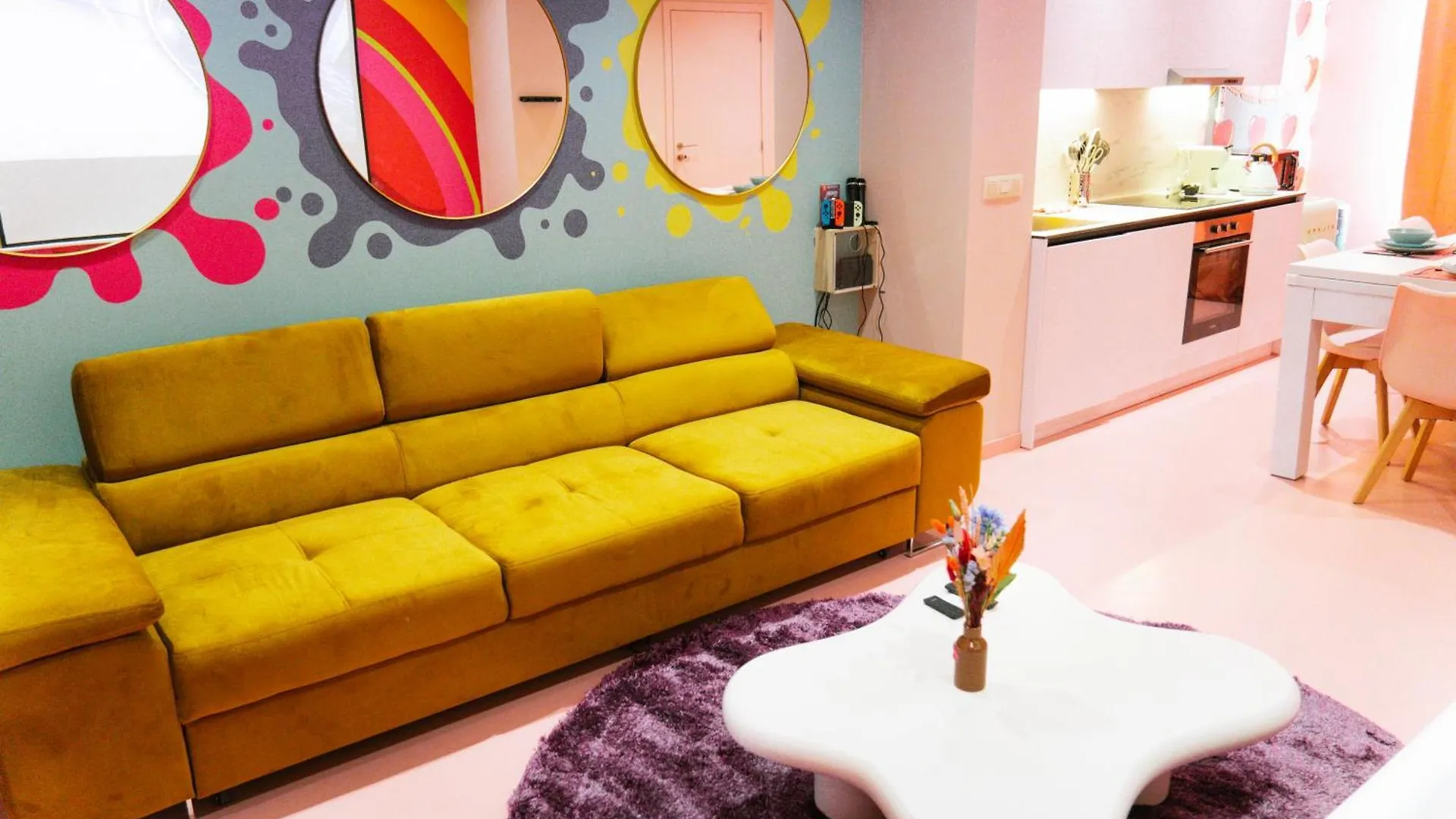 Capsule Girl Power Spa - Balneo - Sauna - Karaoke - Billard - 2 Chambres Charleroi
