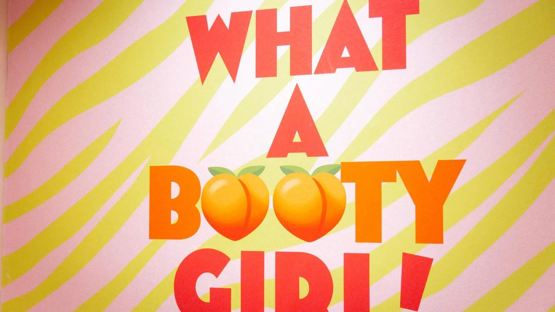 Capsule Girl Power Spa - Balneo - Sauna - Karaoke - Billard - 2 Chambres シャルルロワ